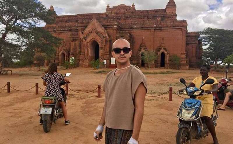 Eduardo Padrón, en Bagan / C7